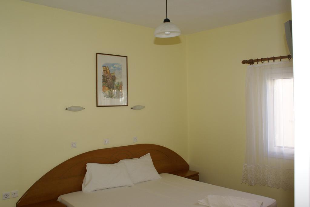 Andrianna Apartments Ammoudia Ruang foto